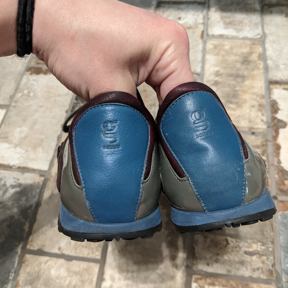 Nike Fit Women's 6 Burgundy Fashion Sneakers - Picture 7 of 7